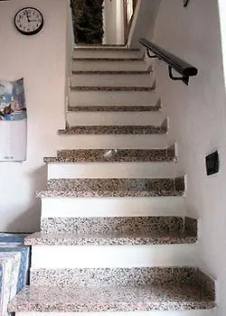 Elisabetta Πανσιόν Βερνάτσα