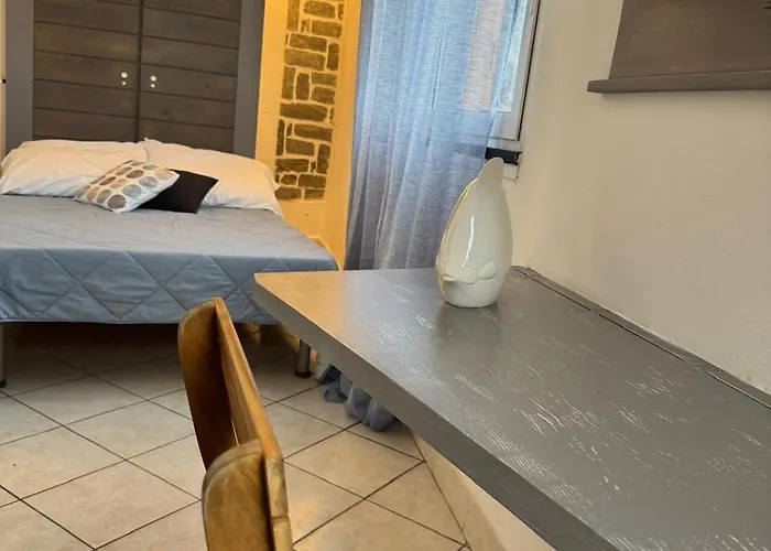 Elisabetta ורנאצה